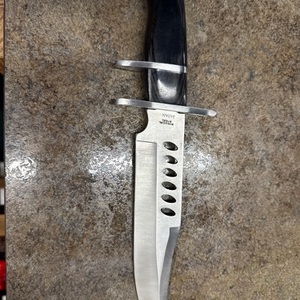 Frost Cutlery  Crocodile Bowie II